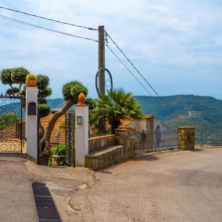 Castellabate Apartments Camere Affittacamere 3*